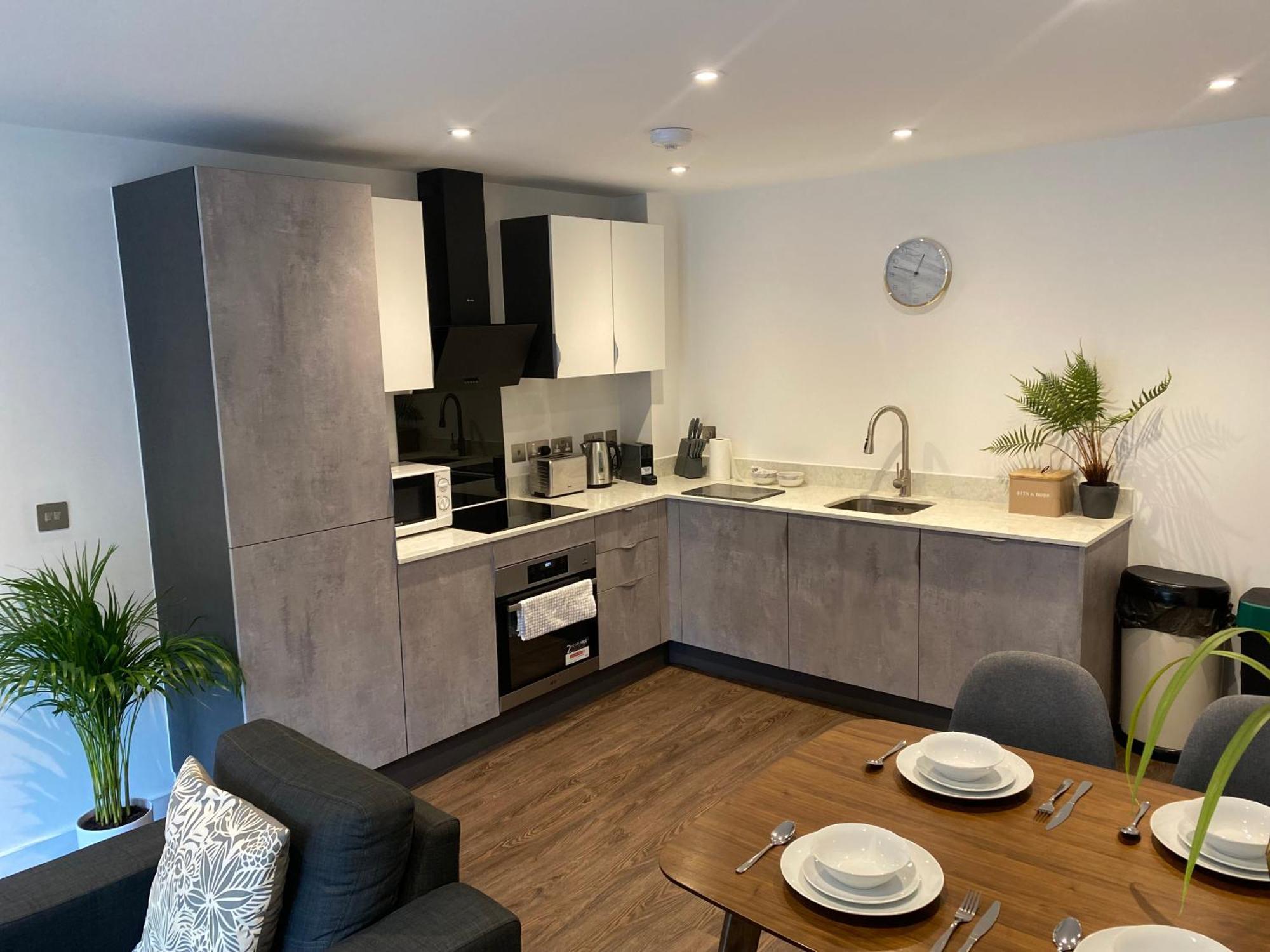 Luxury York Apartment, Free Parking & Free Gym ภายนอก รูปภาพ